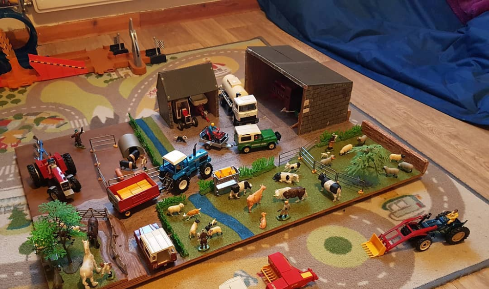 Model farm sets deals